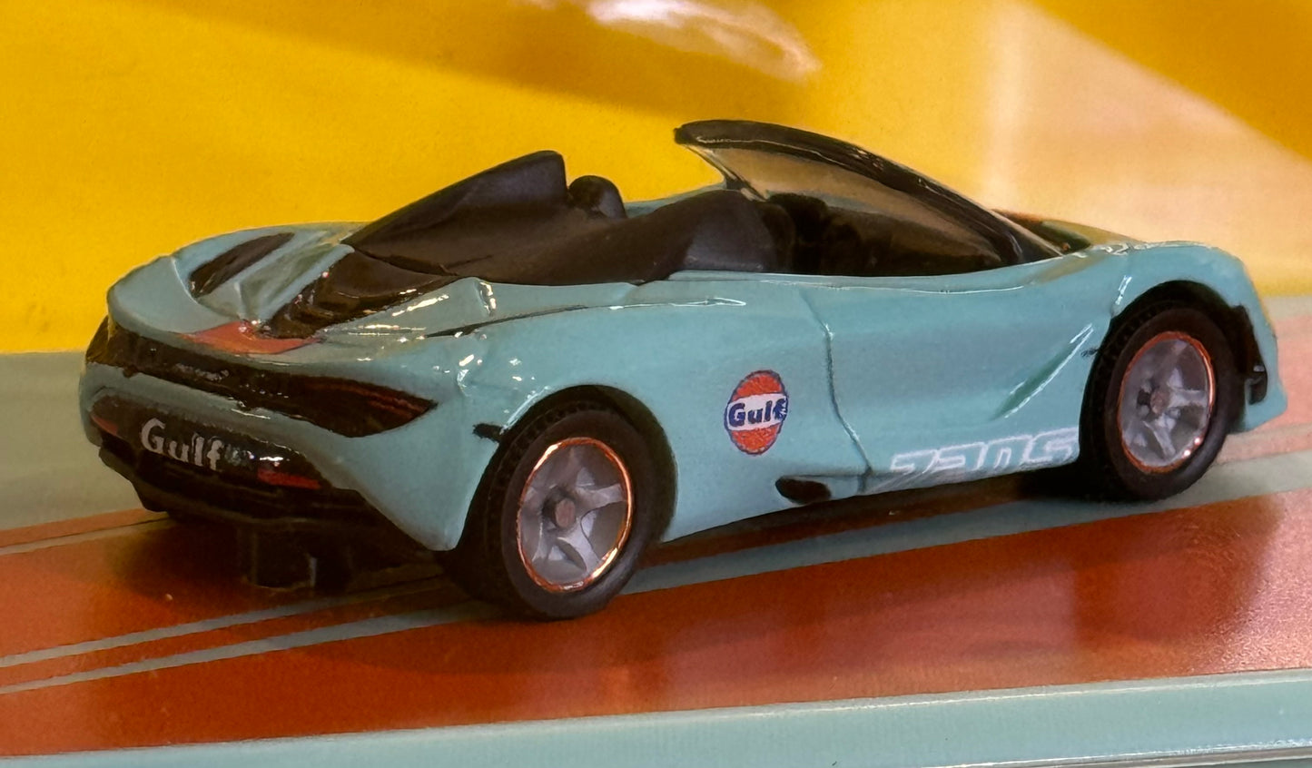 Matchbox Collectors Gulf McLaren 720S Spider RLC